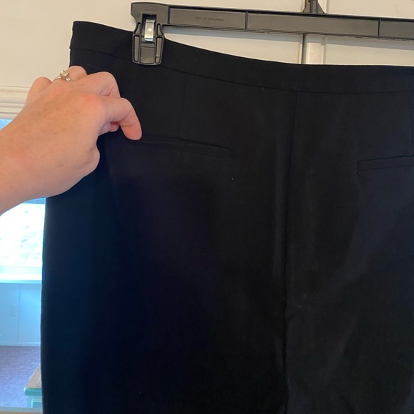 JLO work pants, highrise, gold clasp closure. Excellent condition. Size 14 Short - Picture 8 of 8